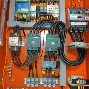 TABLERO ARRANCADOR ESTRELLA TRIANGULO NEMA 4, CON SISTEMA LOCK OUT Y PROTECCION GROUND FAULT Y GROUND CHECK